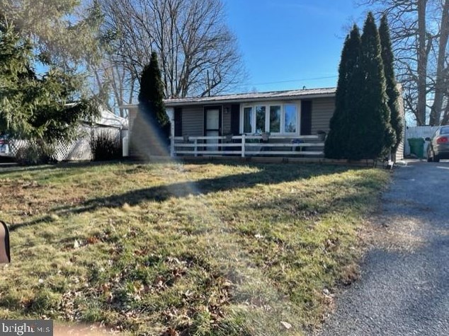 50 5th Ave, Fayetteville, PA 17222-1404