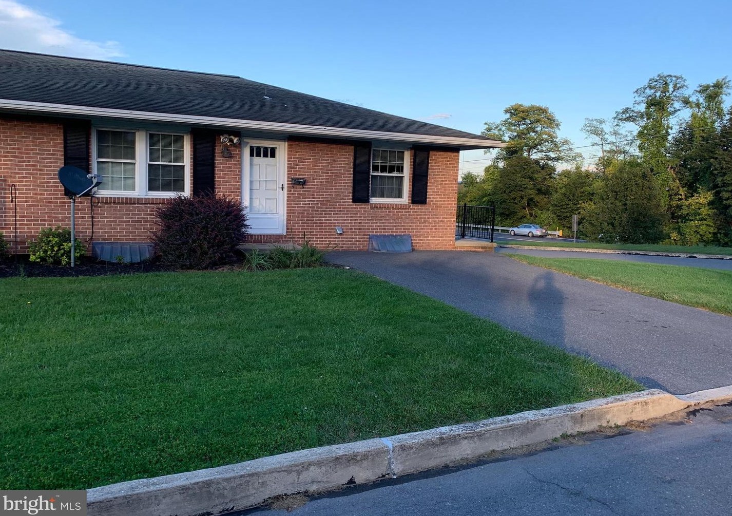 9 Edward Dr, Upton, PA 17225