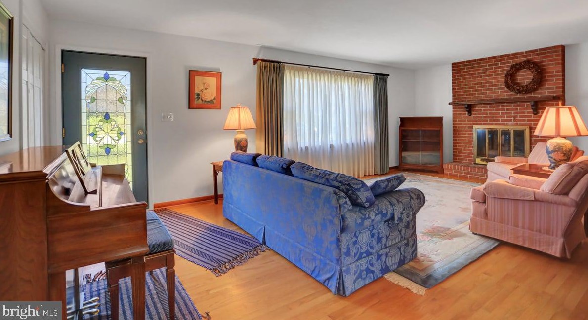 2943 Jefferson Dr, Chambersburg, PA 17201-8970