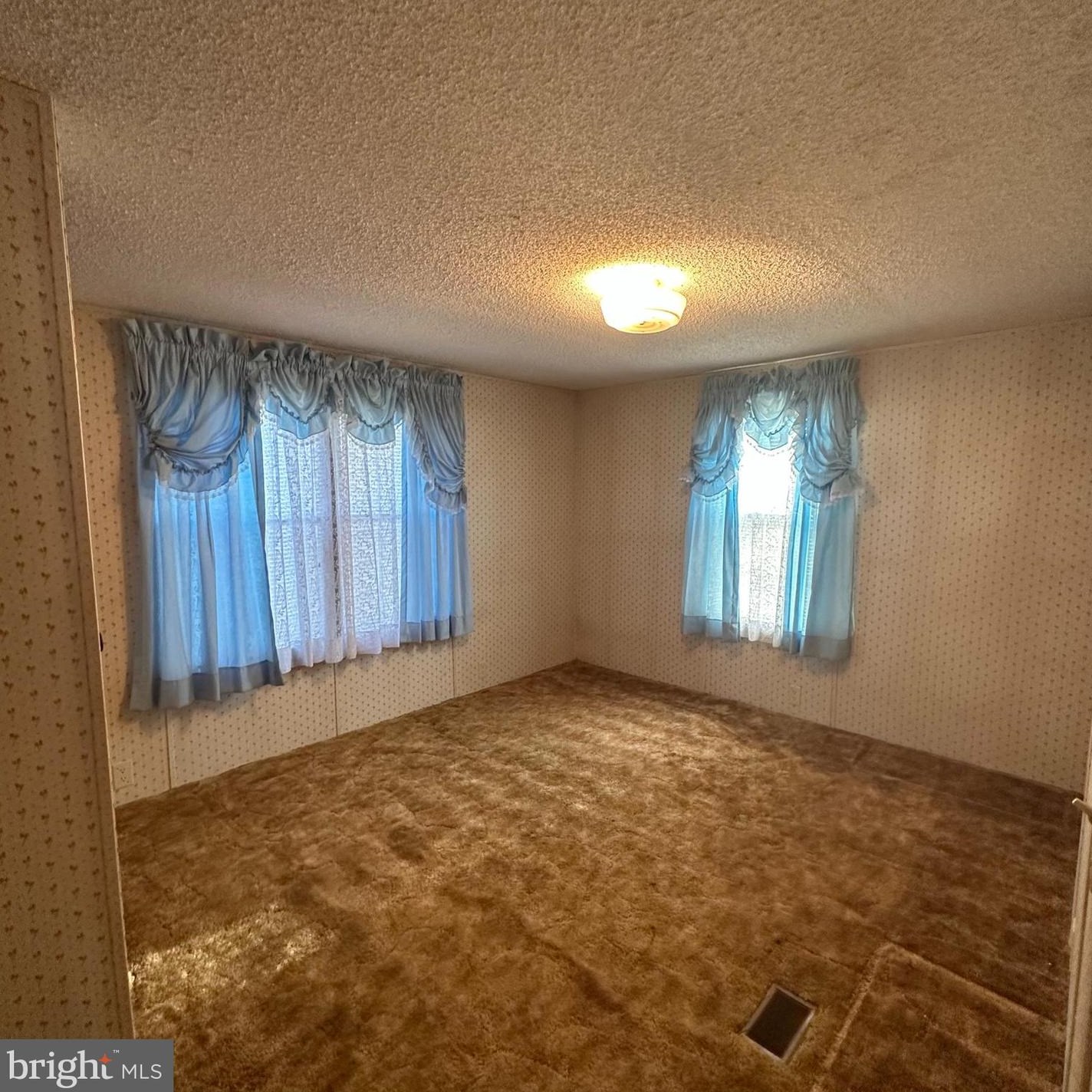 1517 Black Gap Rd, Fayetteville PA  17222-9772 exterior