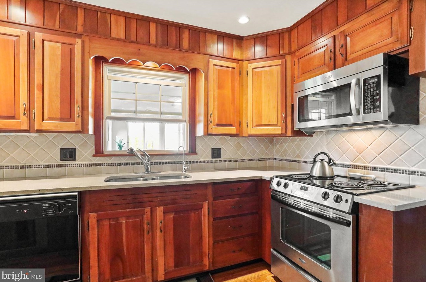 531 Mentzer Ave, Chambersburg PA  17201-1429 exterior