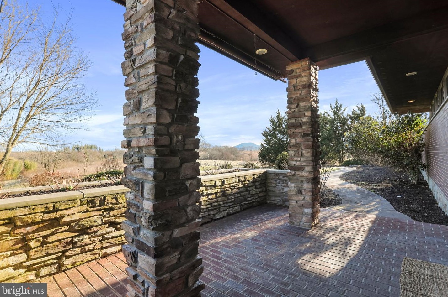 10683 Buchanan Trail W, Dickey, PA 17236