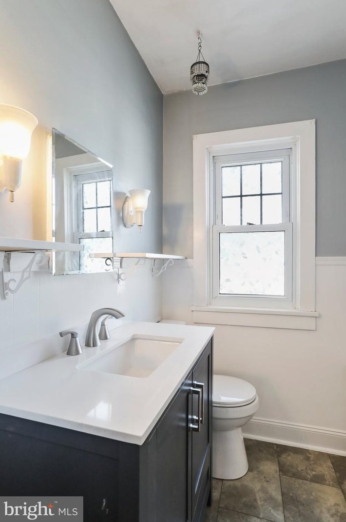 240 College Ave, Chambersburg PA  17201-1206 exterior