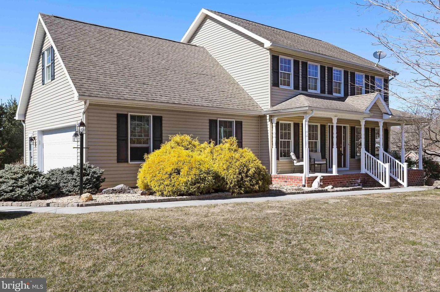 12008 Greenridge Dr, Roadside, PA 17268