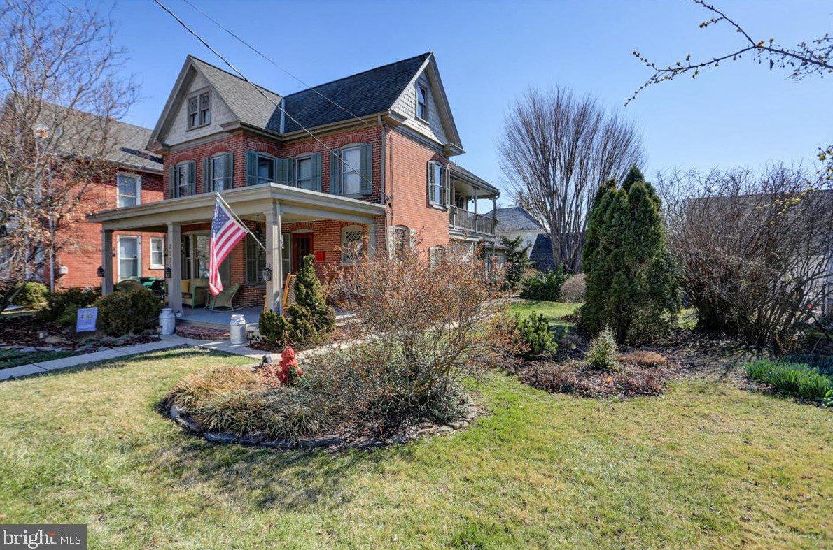 212 S Washington St, Upton, PA 17225