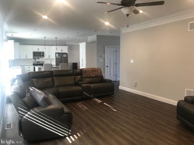 2422 Austin Ave, Chambersburg PA  17202 exterior