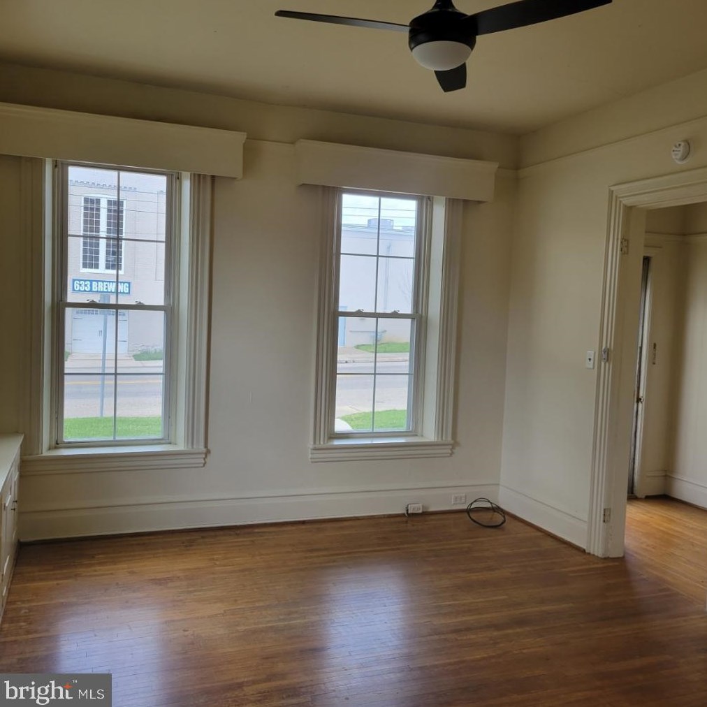 30 E E Third St #1, Roadside, PA 17268