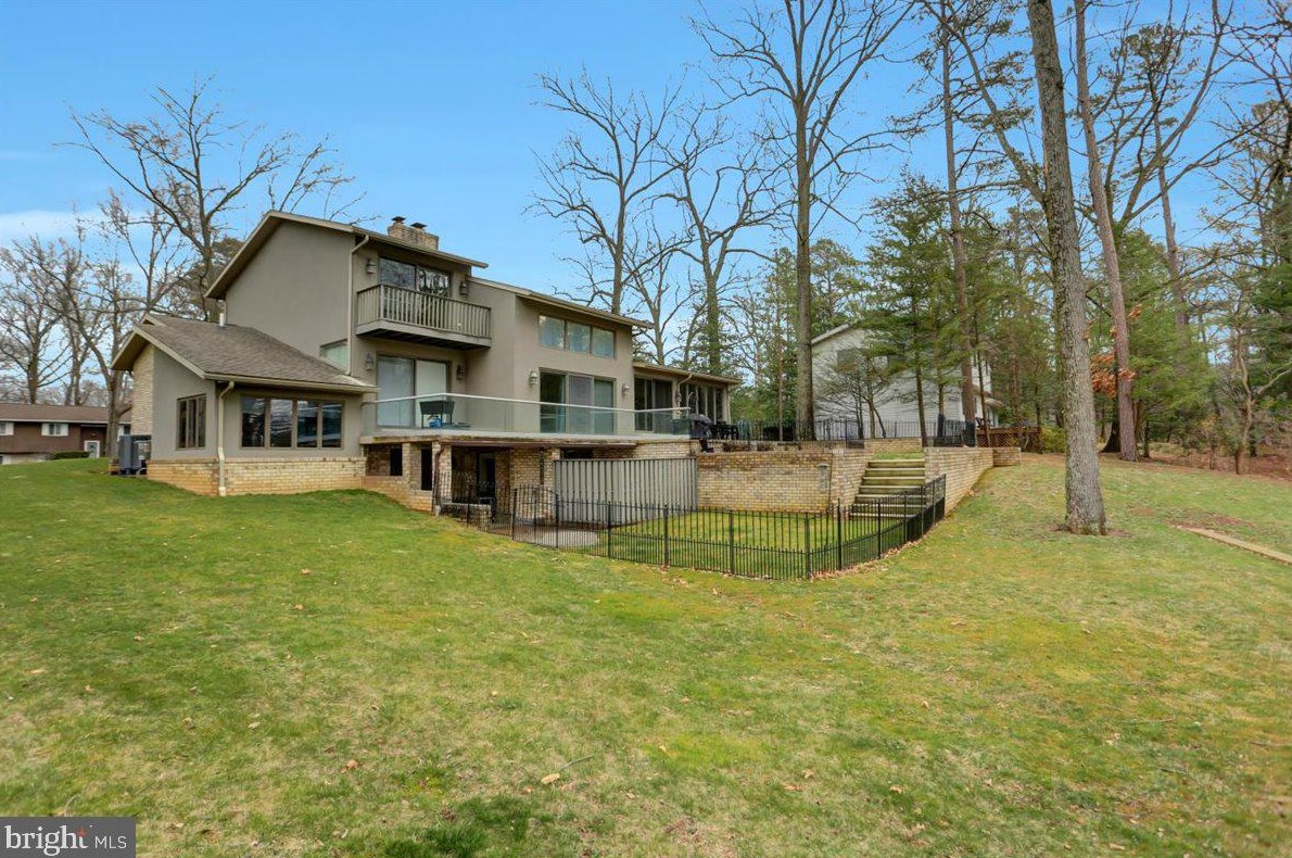 6566 Fairway Dr, Fayetteville PA  17222-9642 exterior