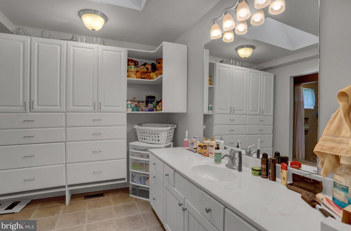 6566 Fairway Dr, Fayetteville PA  17222-9642 exterior