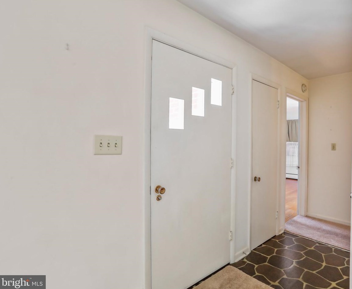 323 Commerce St, Roadside PA  17268-1101 exterior