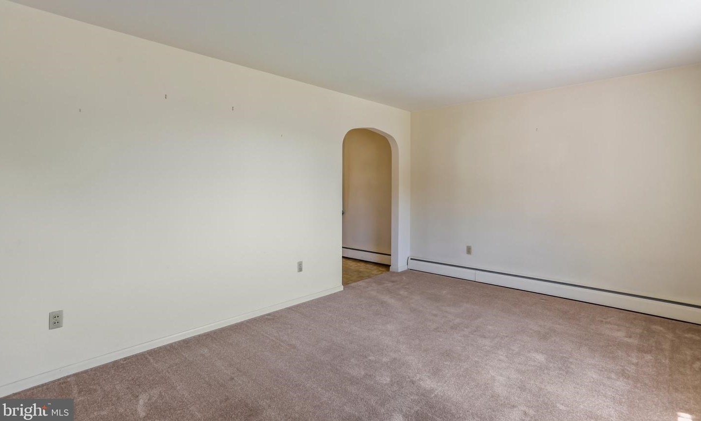 323 Commerce St, Roadside PA  17268-1101 exterior