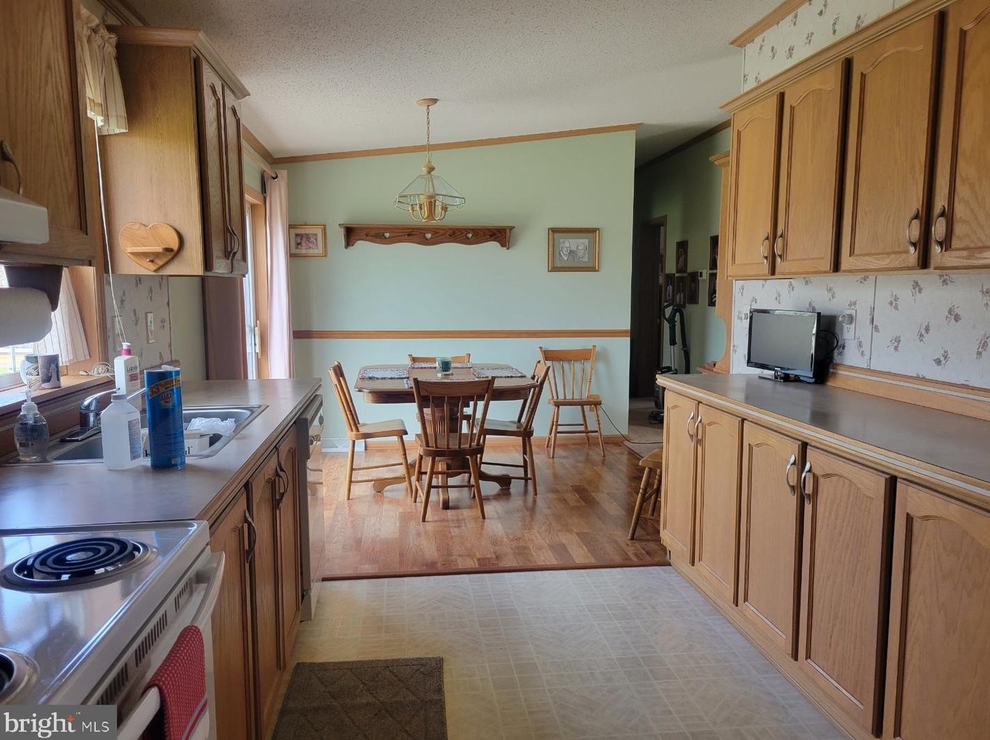 151 Camelot Dr, Chambersburg, PA 17202-8499