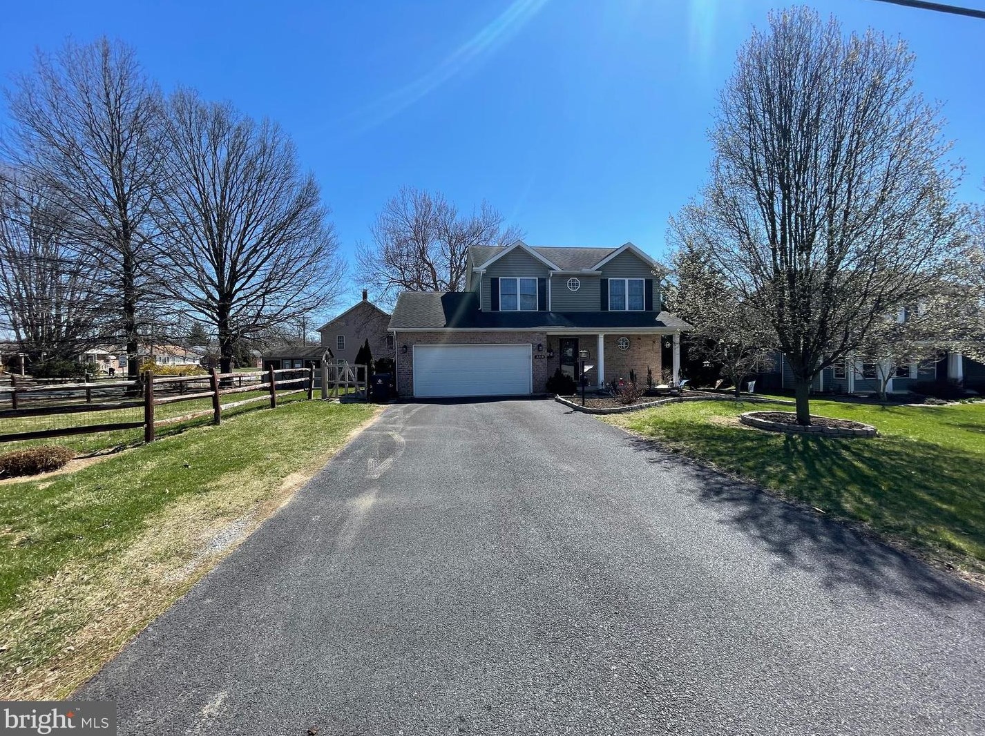 3364 Farm Ln, Fayetteville, PA 17222-1100