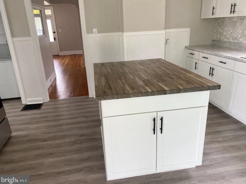 541 Montgomery Ave, Chambersburg PA  17201-1712 exterior