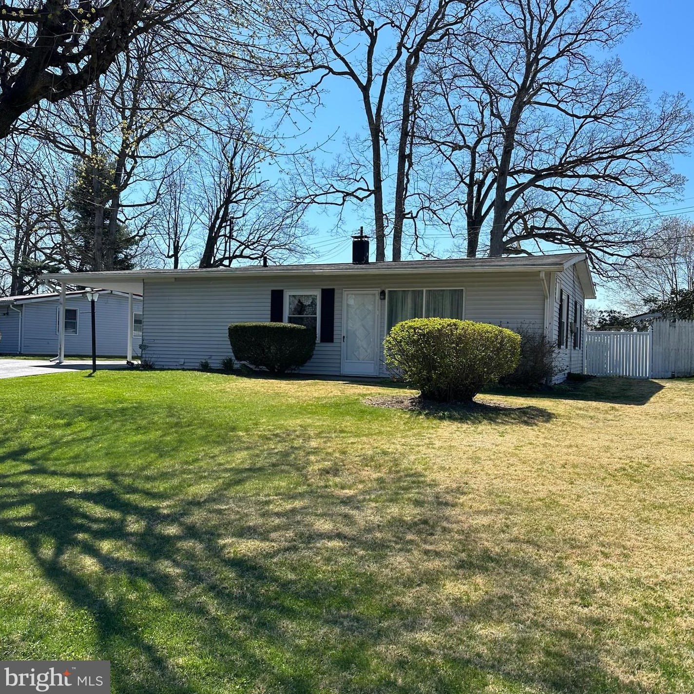 42 5th Ave, Fayetteville, PA 17222-1404