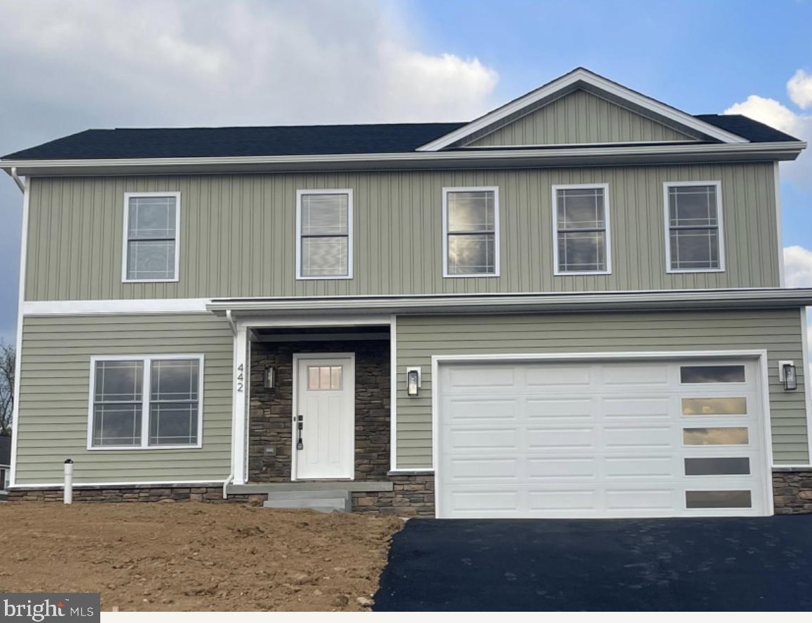 442 E Hykes Road E, Upton, PA 17225