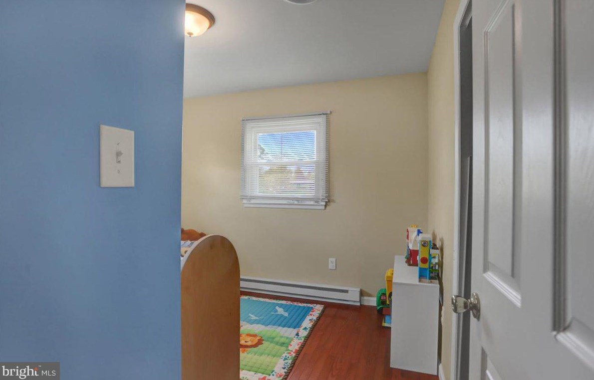 325 9th St, Roadside PA  17268-2125 exterior