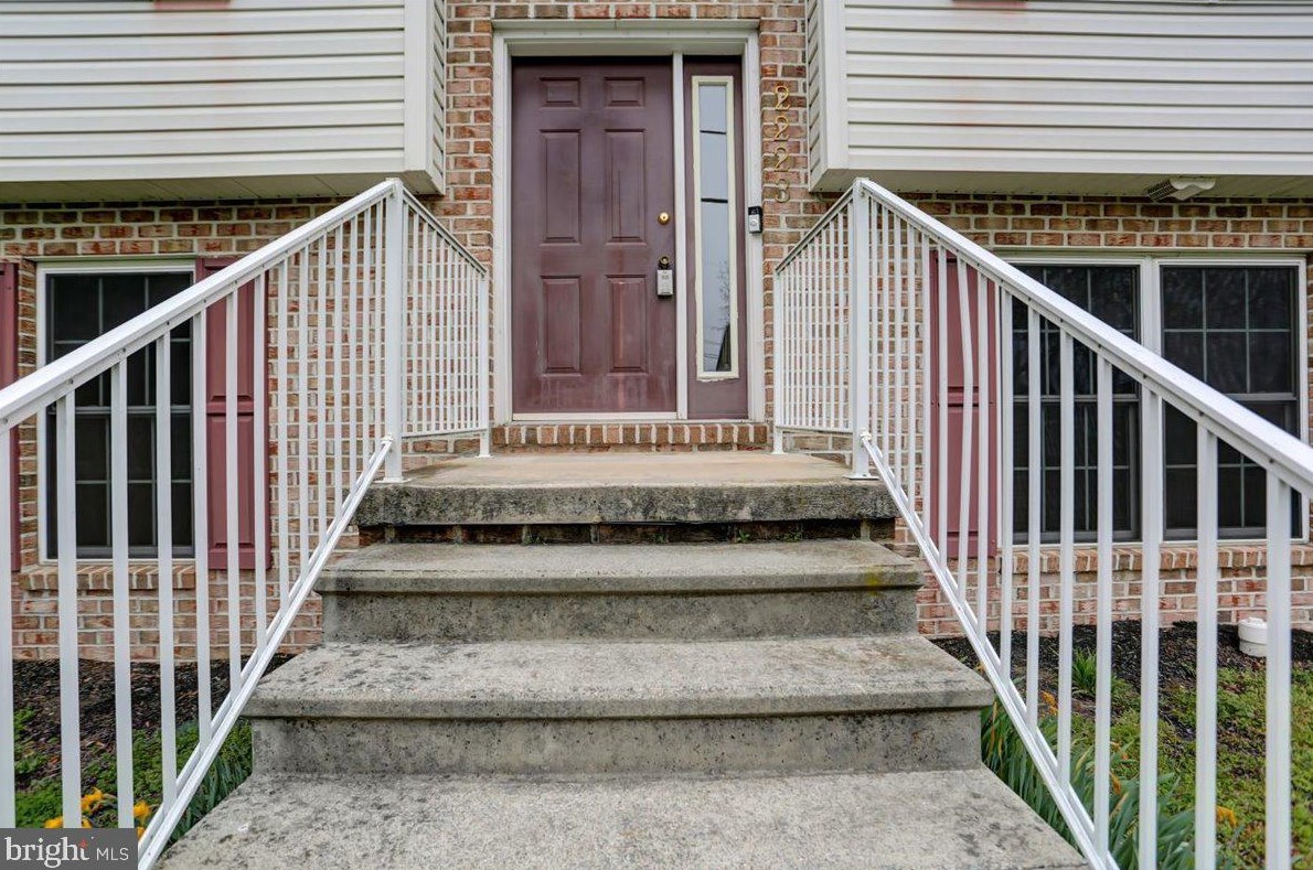 2223 Sollenberger Rd, Chambersburg PA  17202-8004 exterior