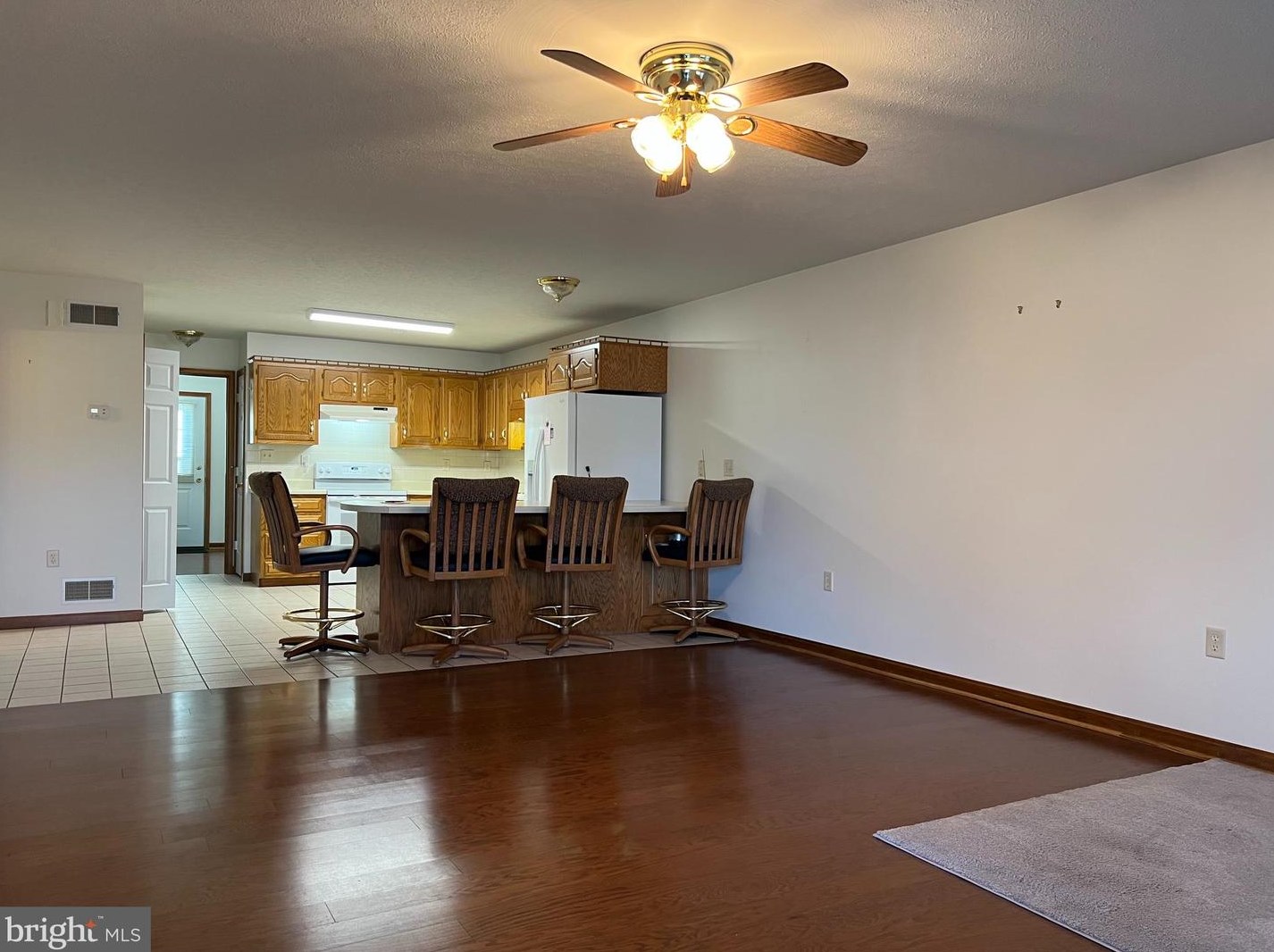 733 Fireside Dr, Lees Cross Roads, PA 17257