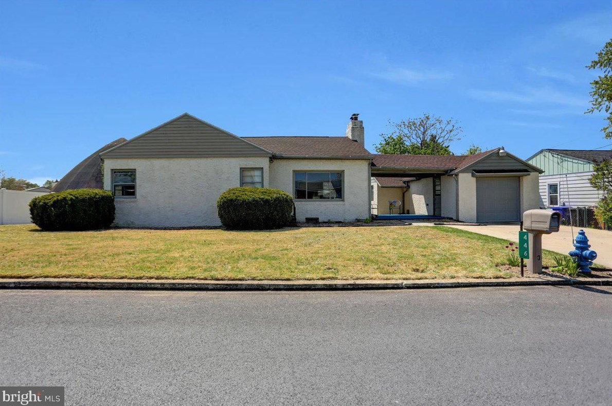 446 Hamilton Ave, Chambersburg, PA 17201