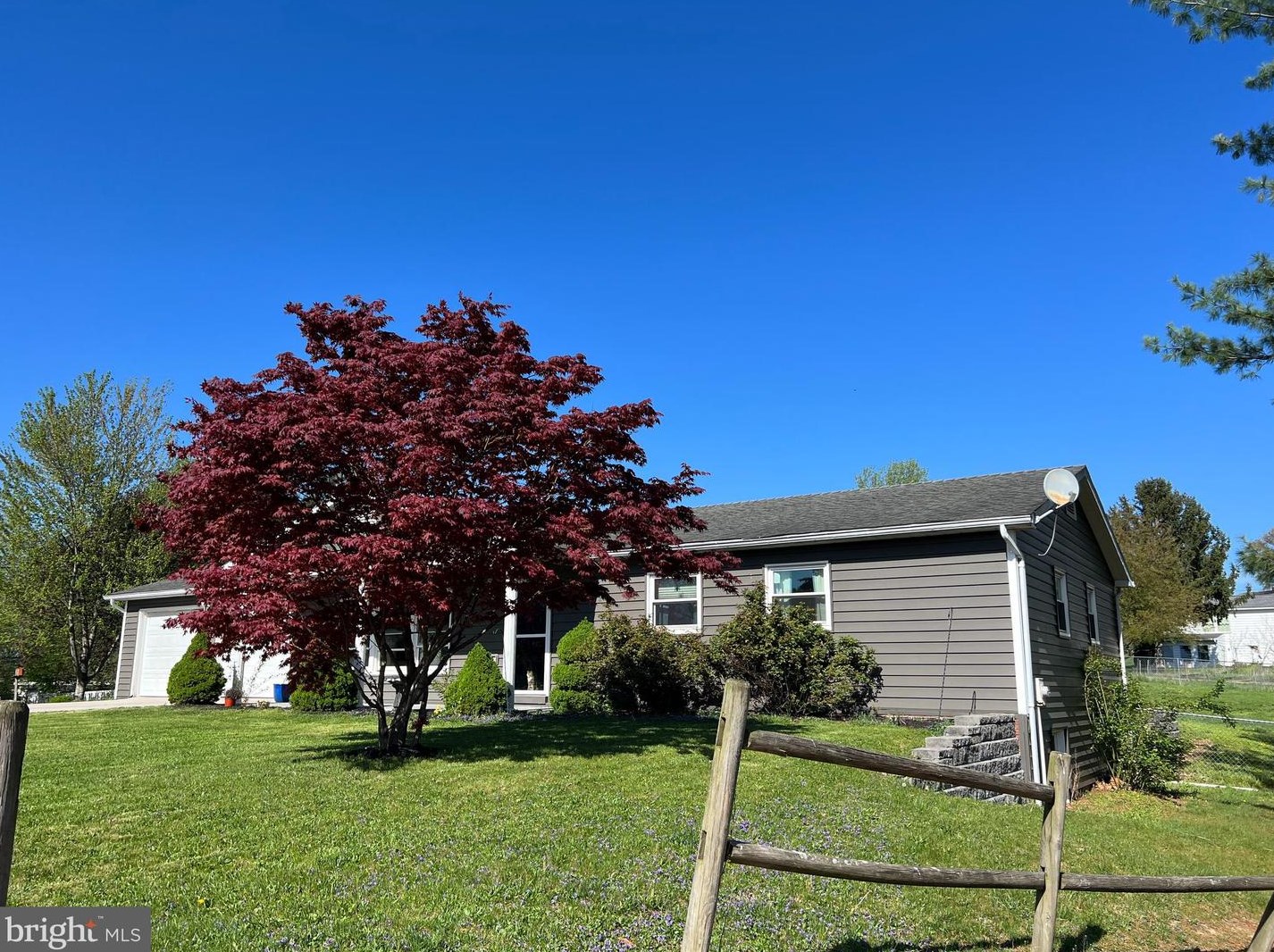 3001 Liverpool Ct, Chambersburg, PA 17201-8751