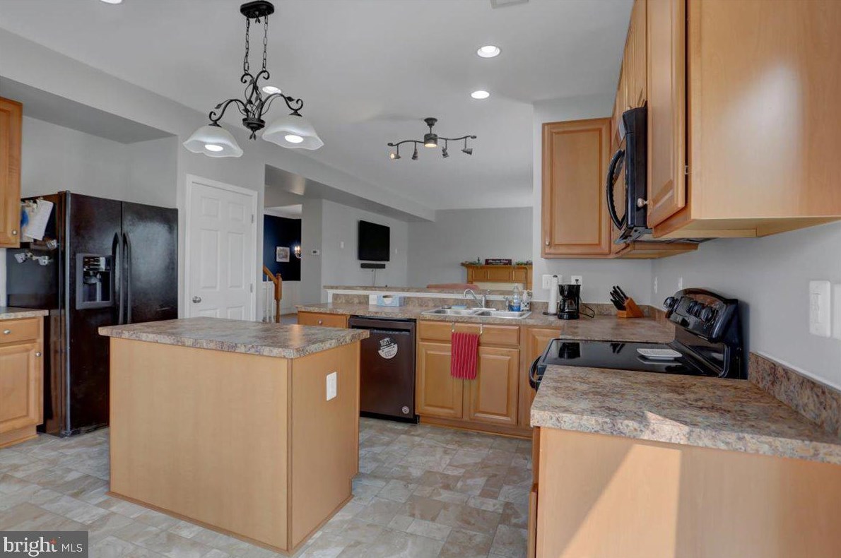 12279 Shelby Ave, Roadside PA  17268-4000 exterior