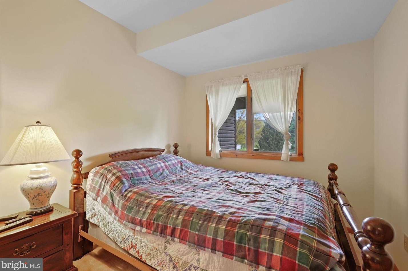 6102 Fairway Dr, Fayetteville PA  17222-9651 exterior