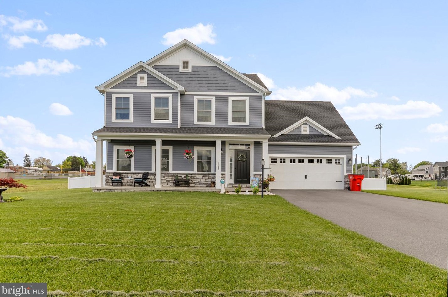 5754 Gabrielle Ln, Chambersburg, PA 17202-7381