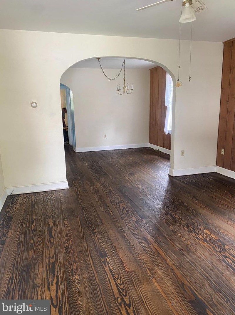 4 Stanley Ct, Chambersburg, PA 17201