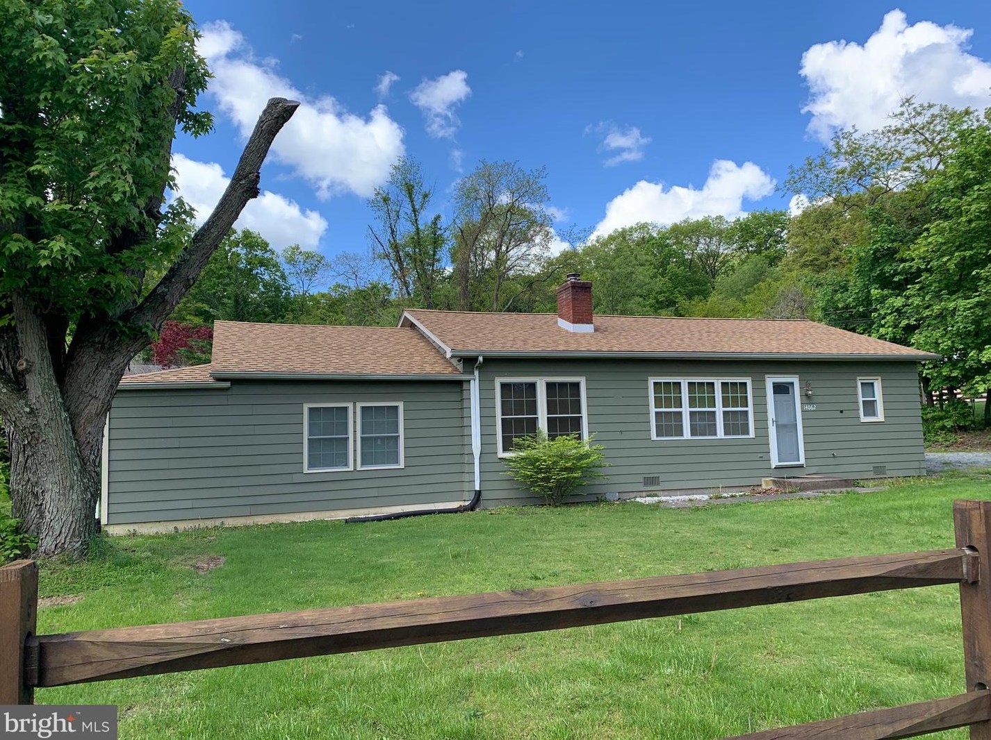 14062 Buchanan Trl, Dickey, PA 17236-9459