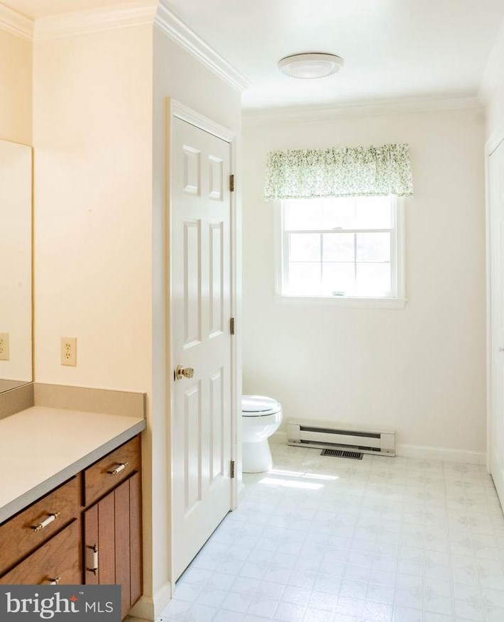 6106 Greenbriar Ln, Fayetteville PA  17222-9676 exterior