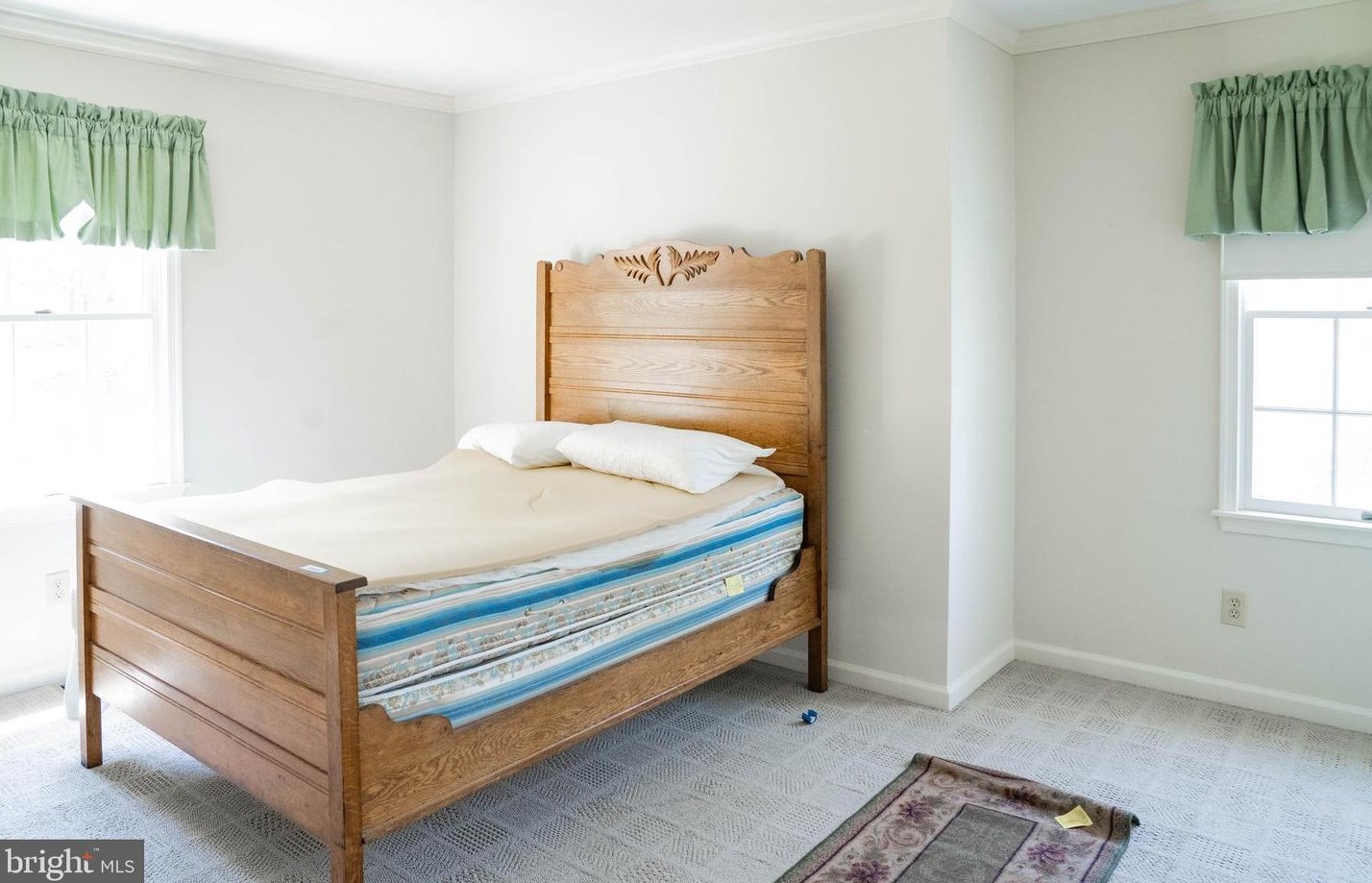 6106 Greenbriar Ln, Fayetteville PA  17222-9676 exterior