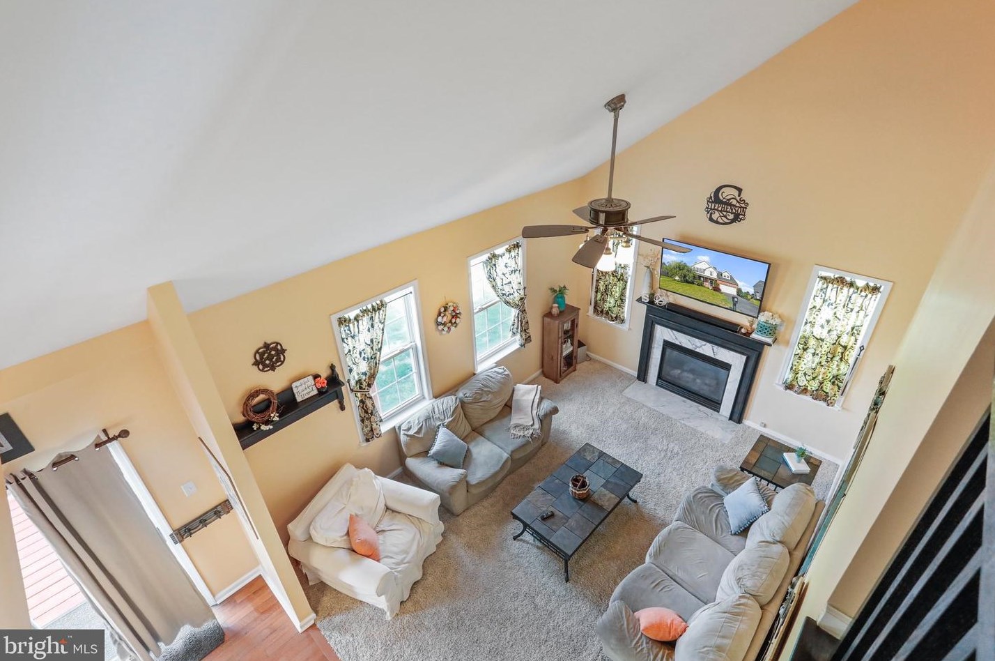 10099 Lindale Ave, Upton PA  17225-8373 exterior