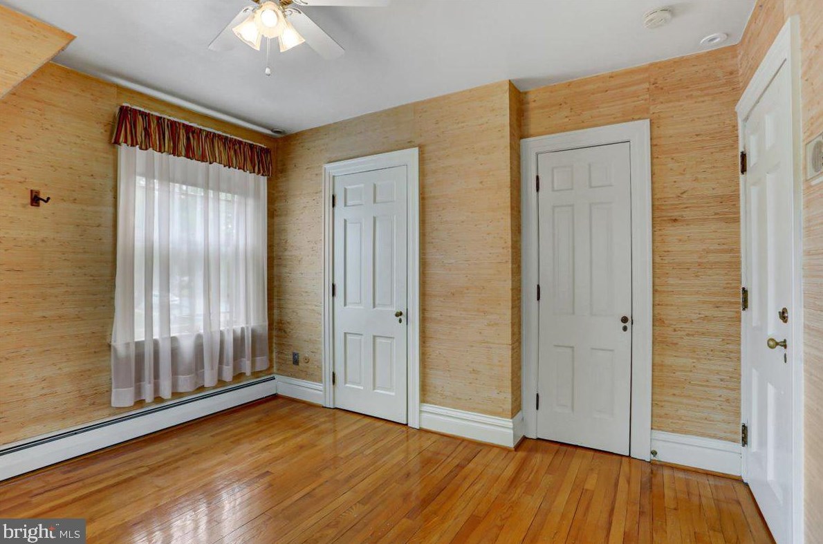 65 Norland Ave, Chambersburg PA  17201-1217 exterior