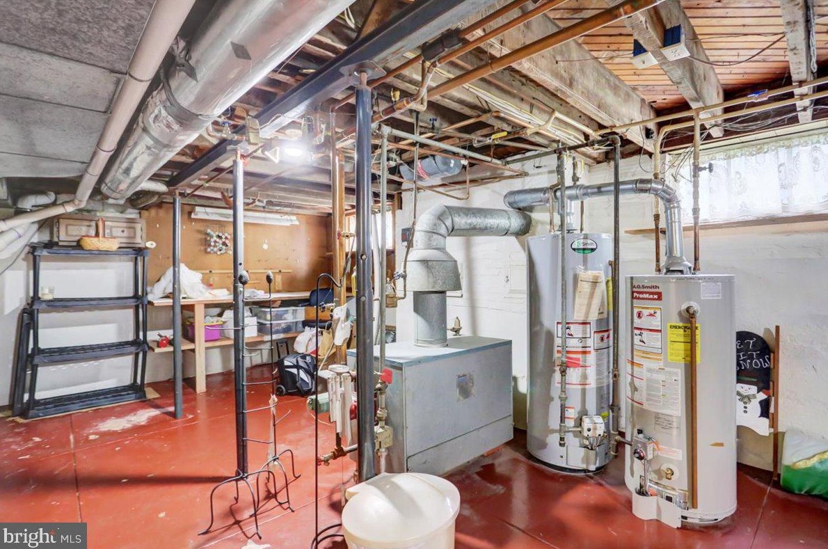 65 Norland Ave, Chambersburg PA  17201-1217 exterior