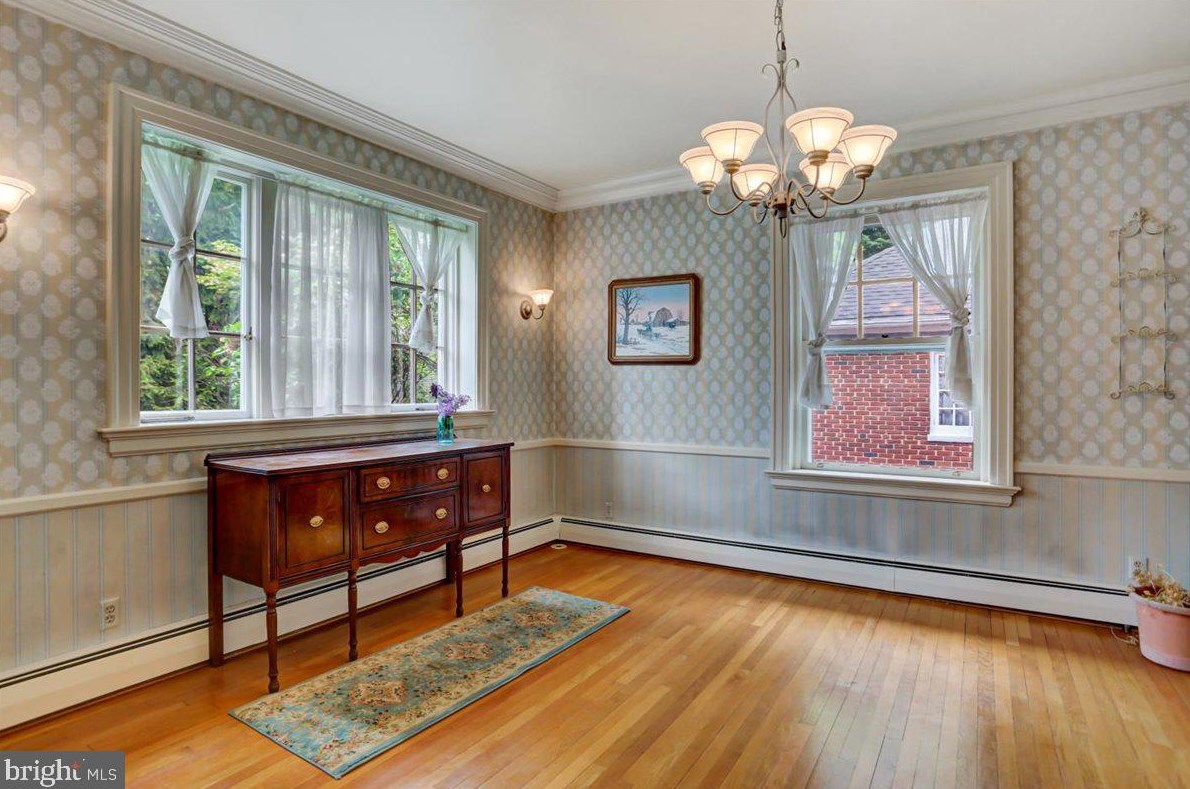 65 Norland Ave, Chambersburg PA  17201-1217 exterior