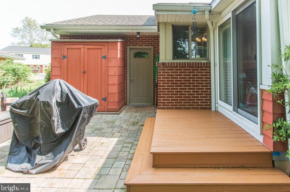 764 Floral Ave, Chambersburg PA  17201-2726 exterior