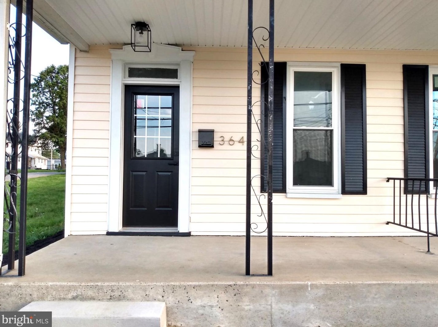 364 E Mckinley St, Chambersburg, PA 17201