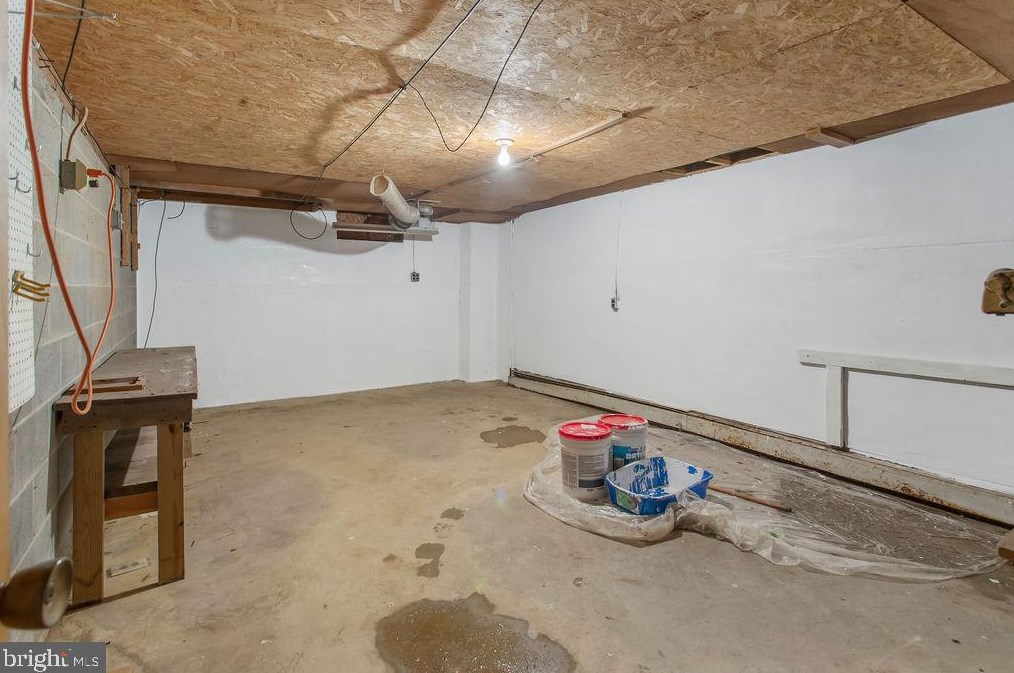 2796 Johnson Dr, Chambersburg PA  17201-8791 exterior