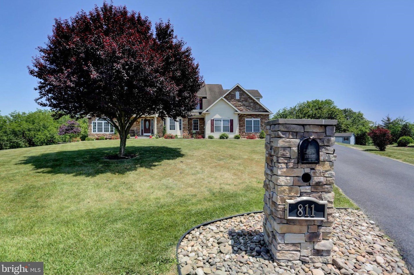 811 Burdock Ct, Chambersburg, PA 17202-7891