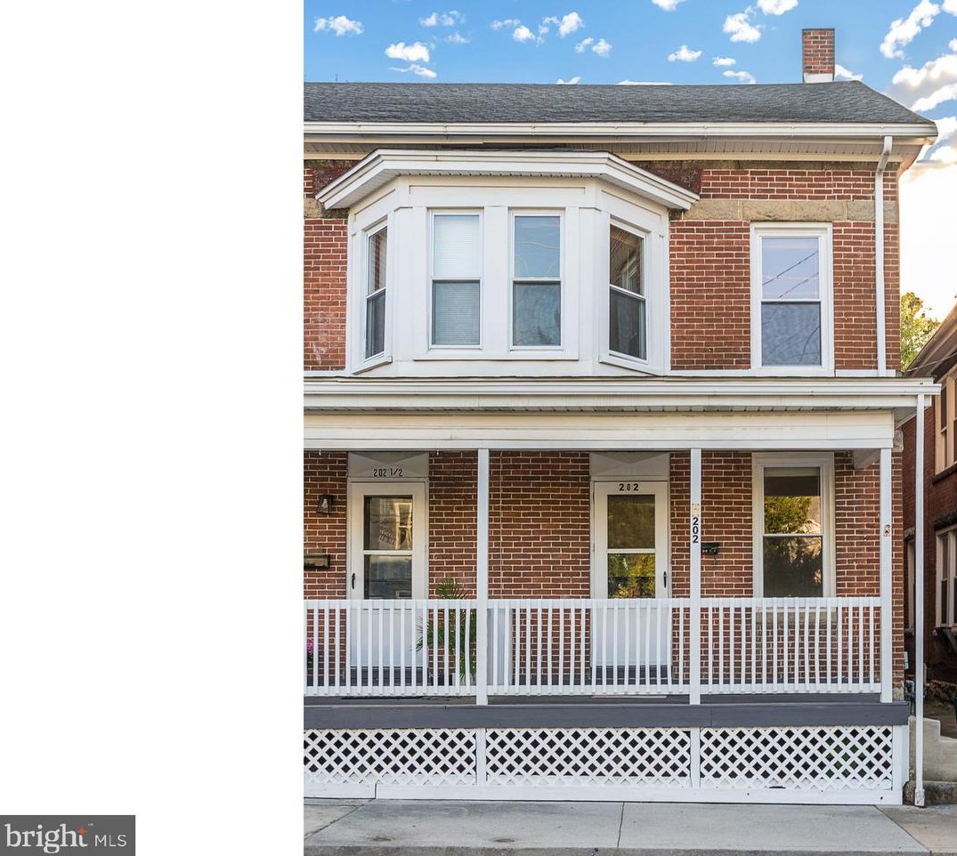 202 Park St, Roadside, PA 17268