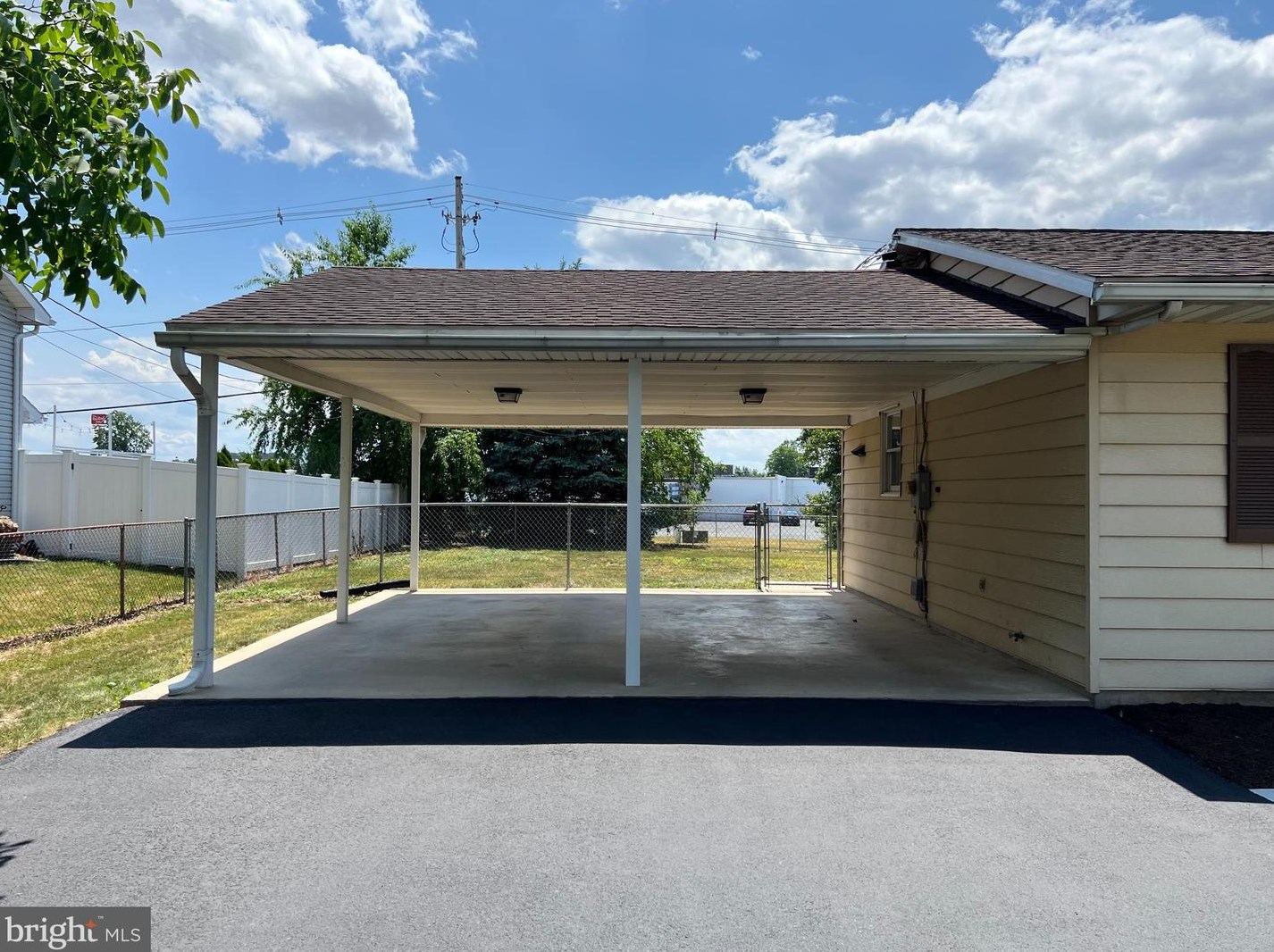 1116 Brandon Dr, Chambersburg, PA 17201