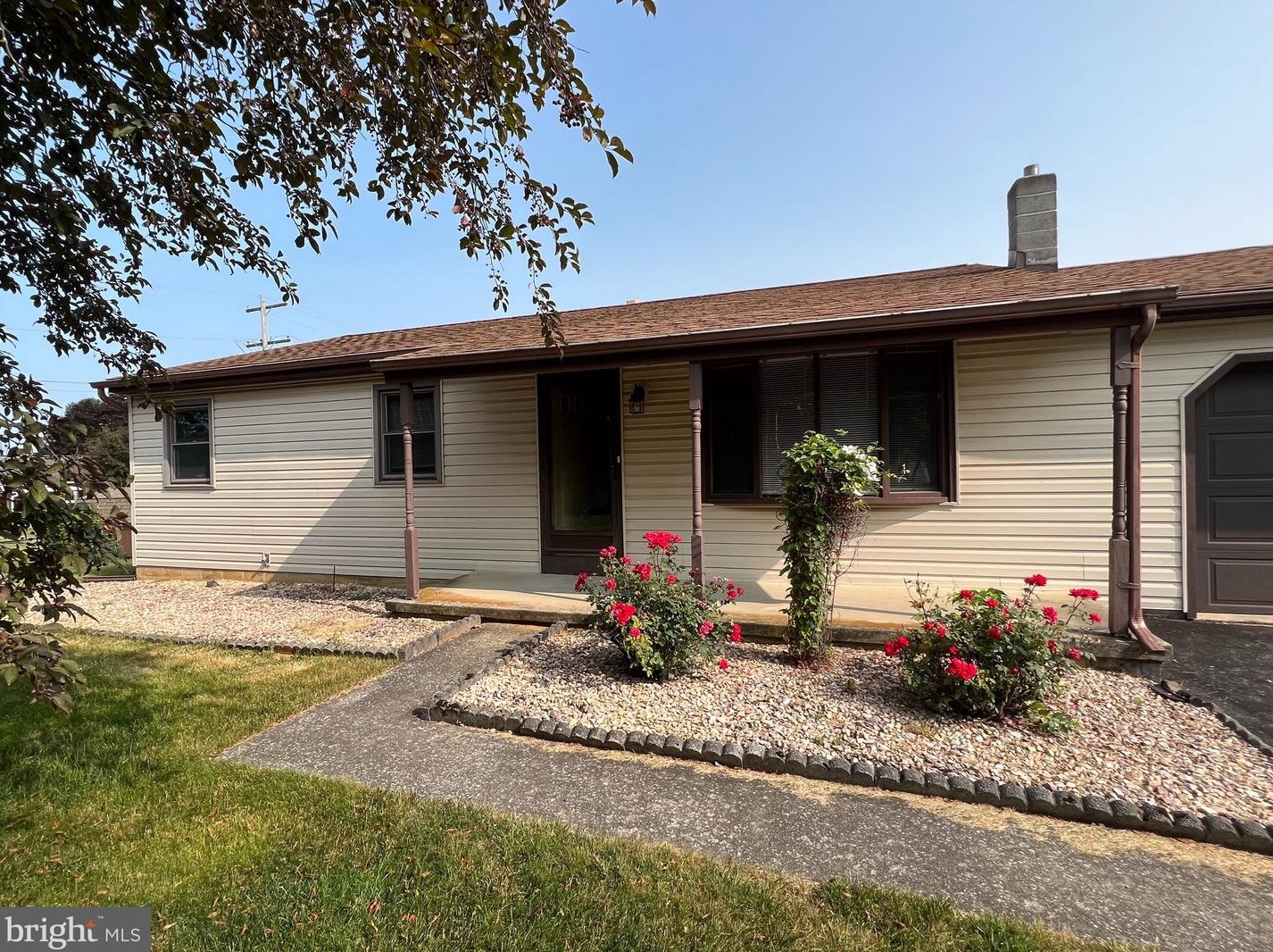 223 Holland Rd, Fayetteville, PA 17222