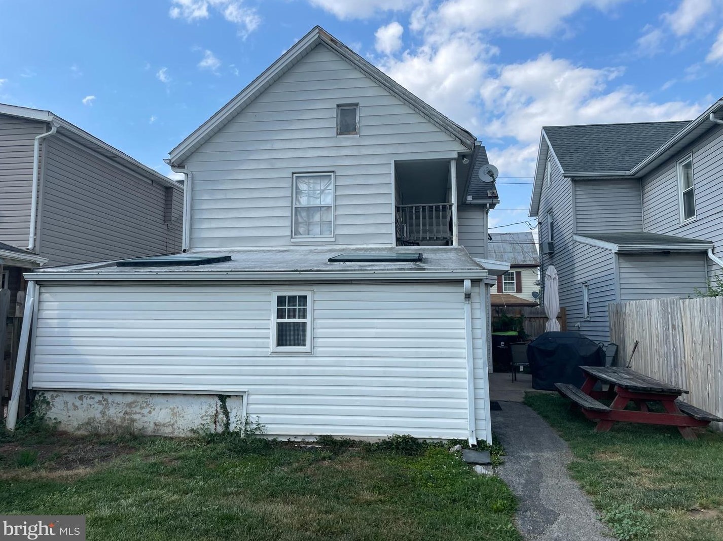 44 W Madison St, Upton, PA 17225