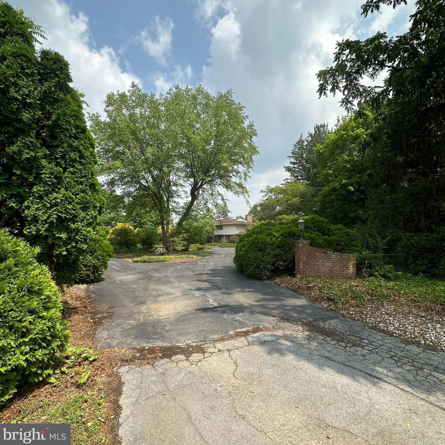 35 Mill Race Ln, Fayetteville, PA 17222