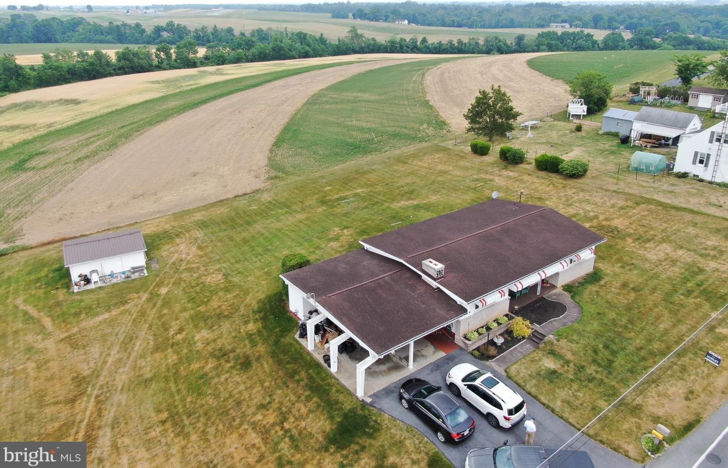 885 Siloam Rd, Chambersburg, PA 17201-7813