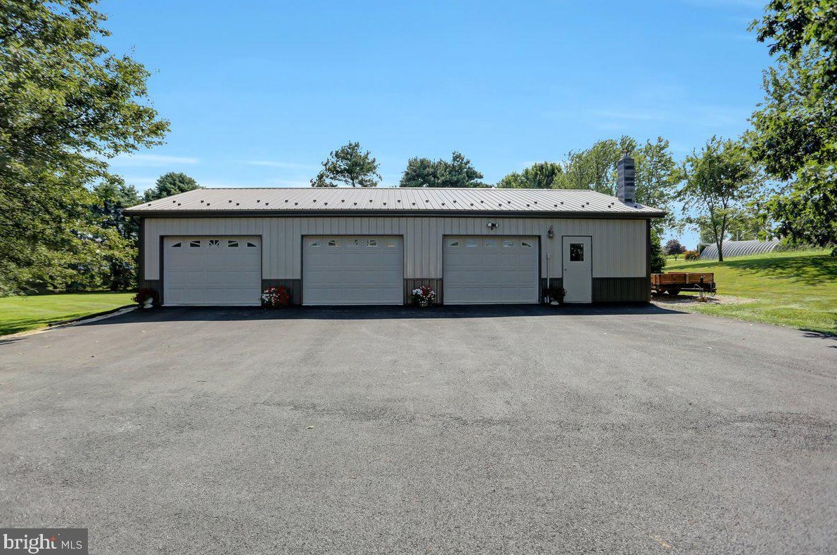 7405 Olde Scotland Rd, Lees Cross Roads, PA 17257