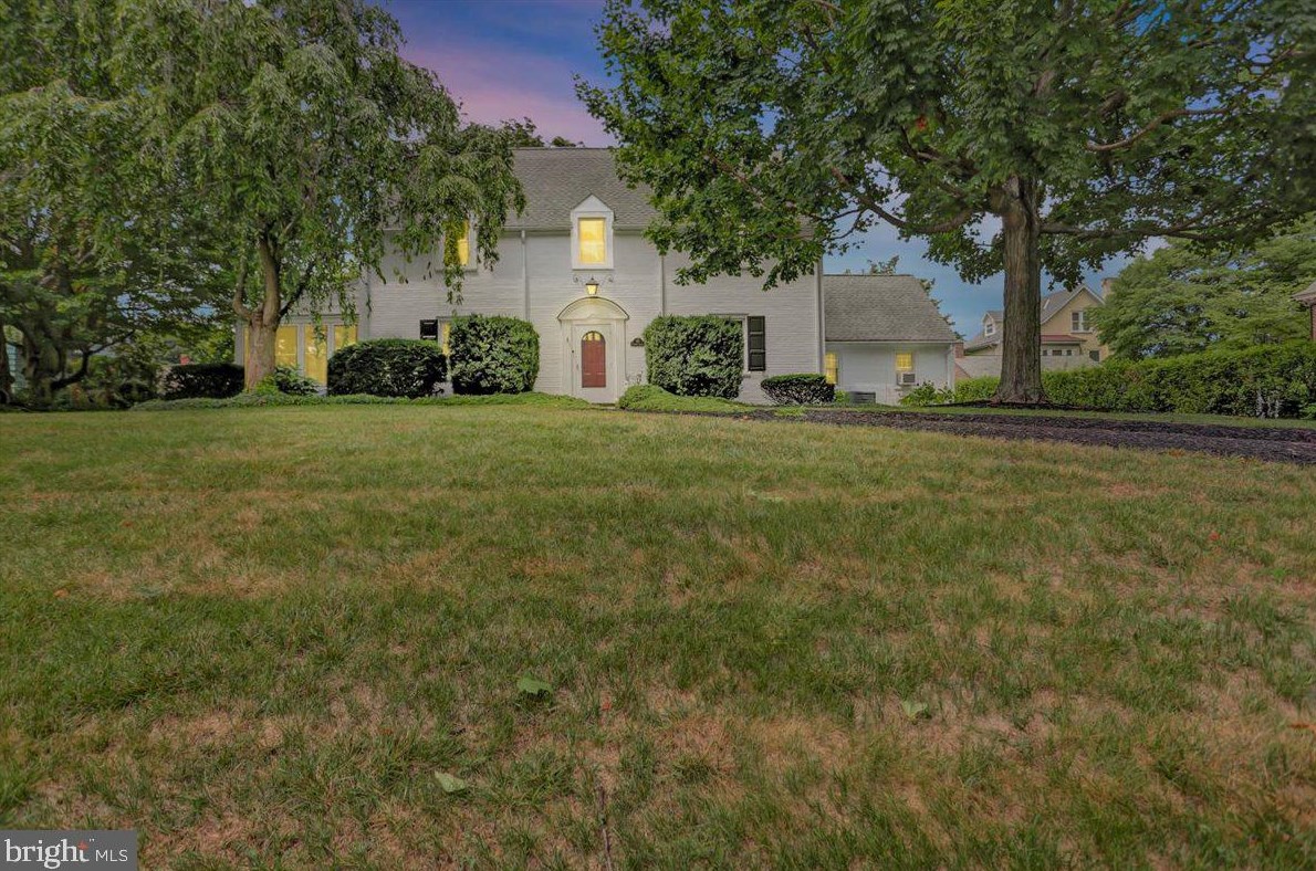 110 Myrtle Ave, Roadside, PA 17268-1628