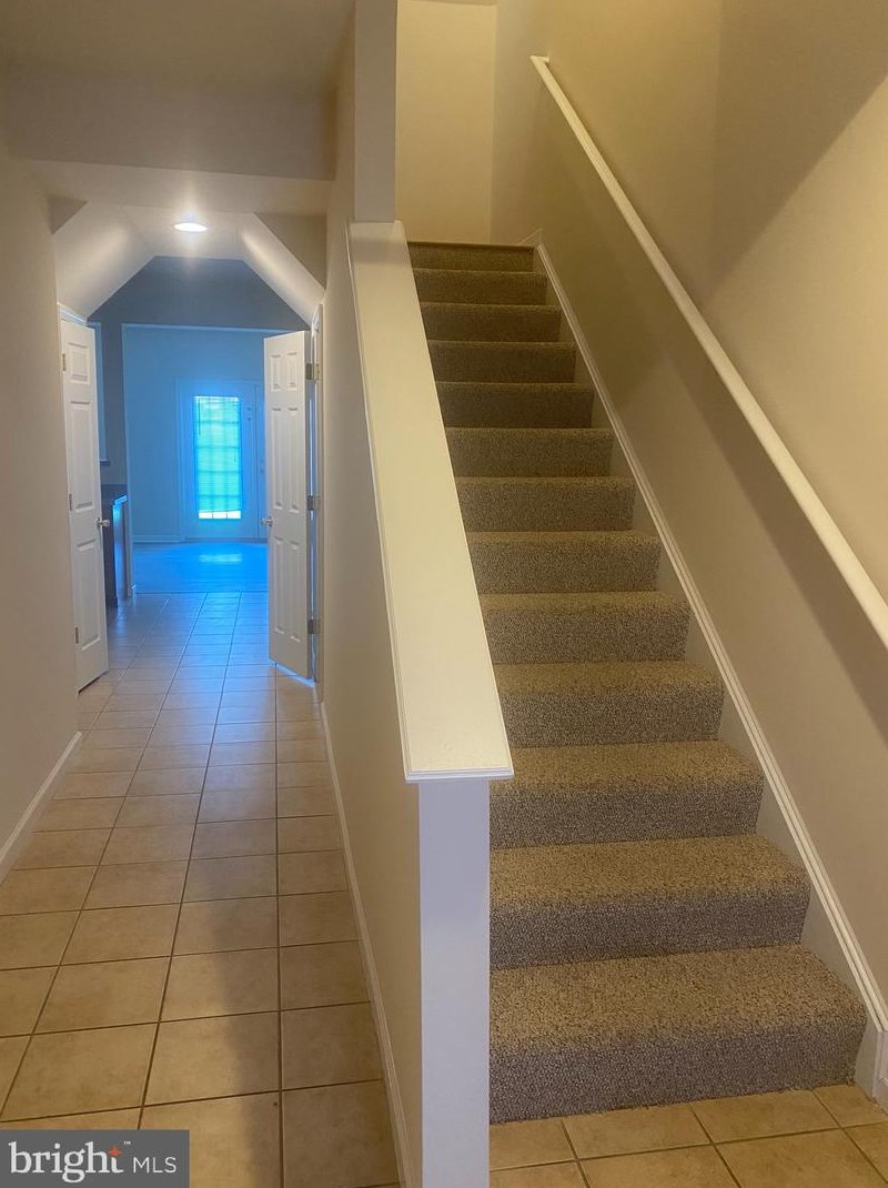 2044 Powell Dr, Chambersburg, PA 17201