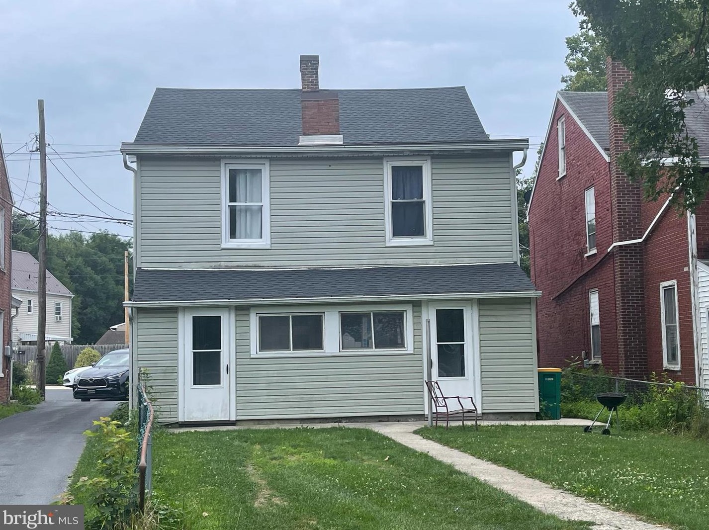 683 Broad St, Chambersburg, PA 17201-1286